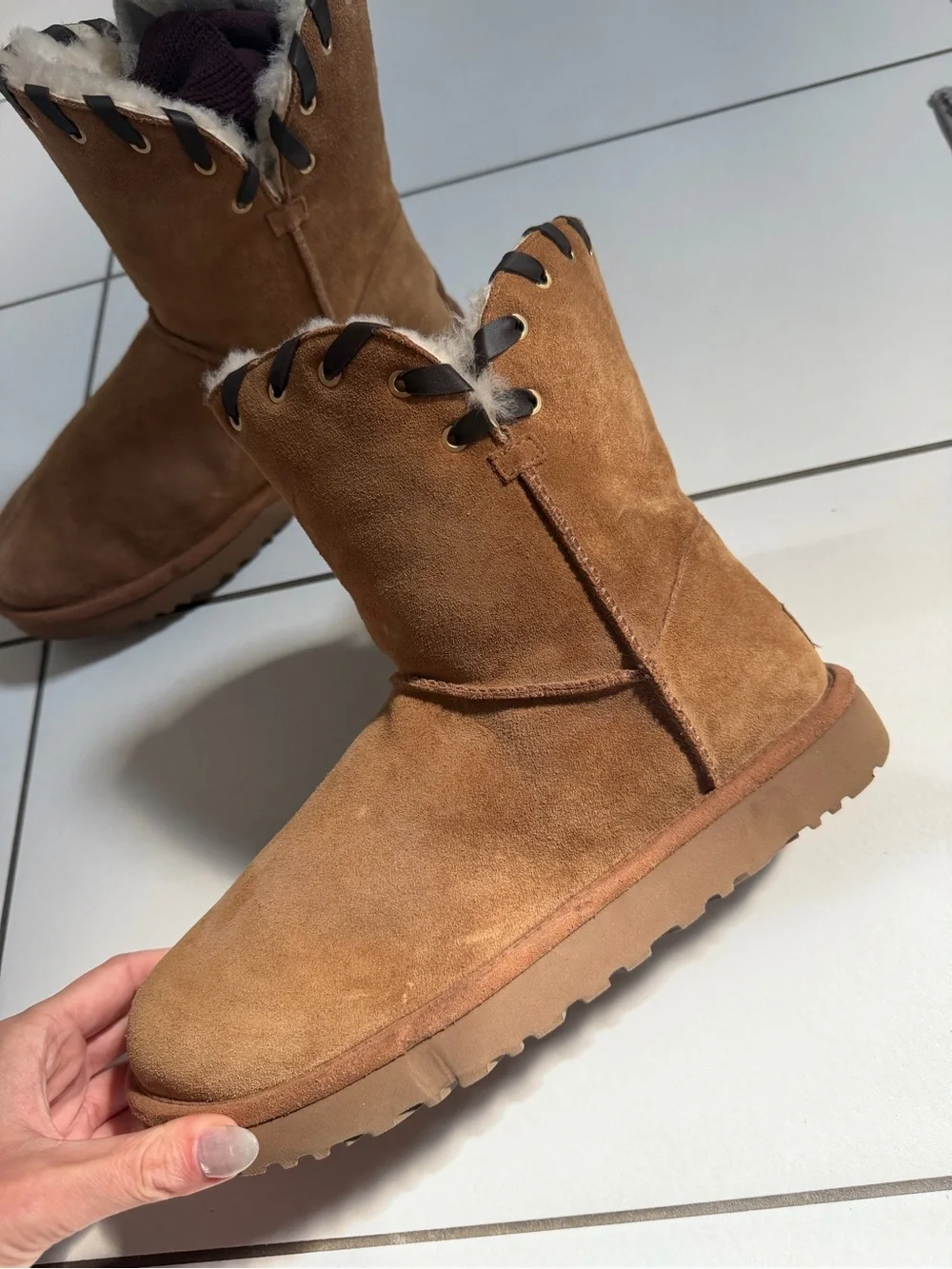 UGG Chestnut Suede Aidah boots - Size 11